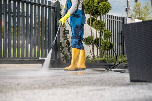 Professional Pressure Washing Services in Marshalltown, IA